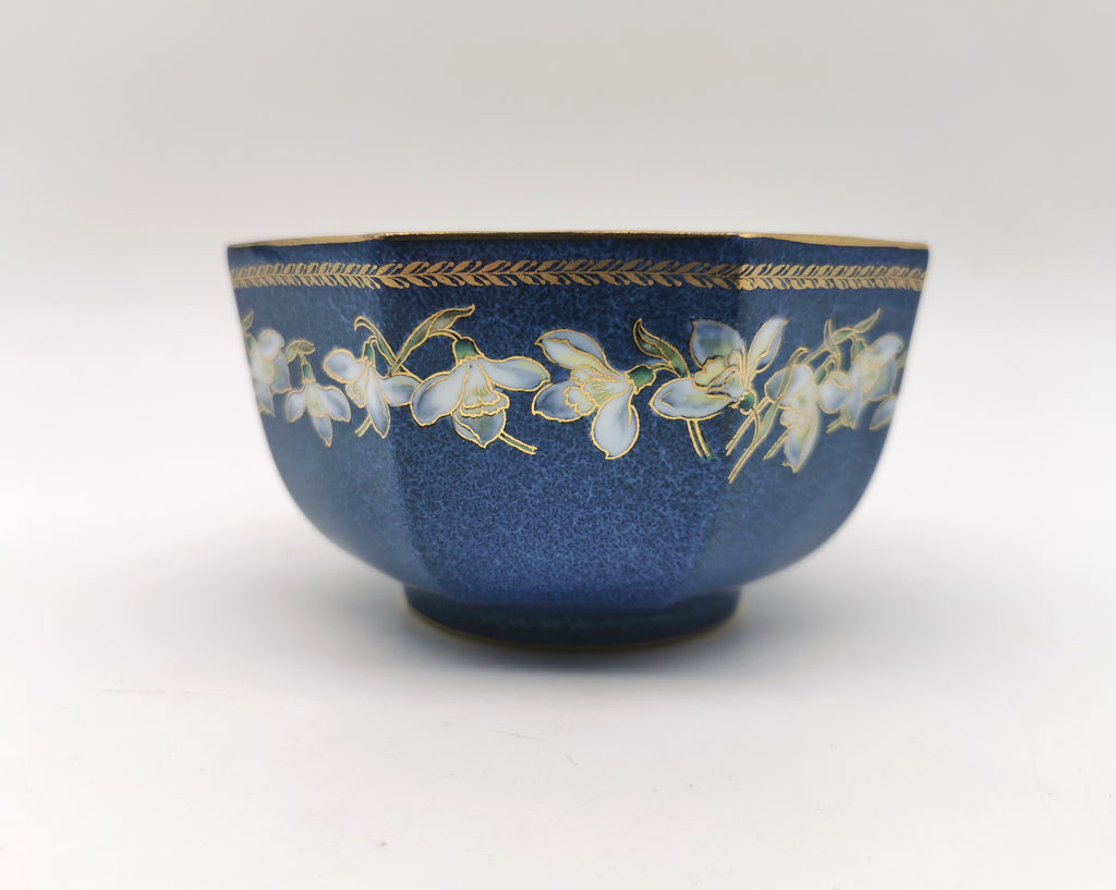 1930s Wedgwood Octagonal Snowdrops Powder Blue Lustre Bowl - James Hodgkiss design, Pattern Z5175