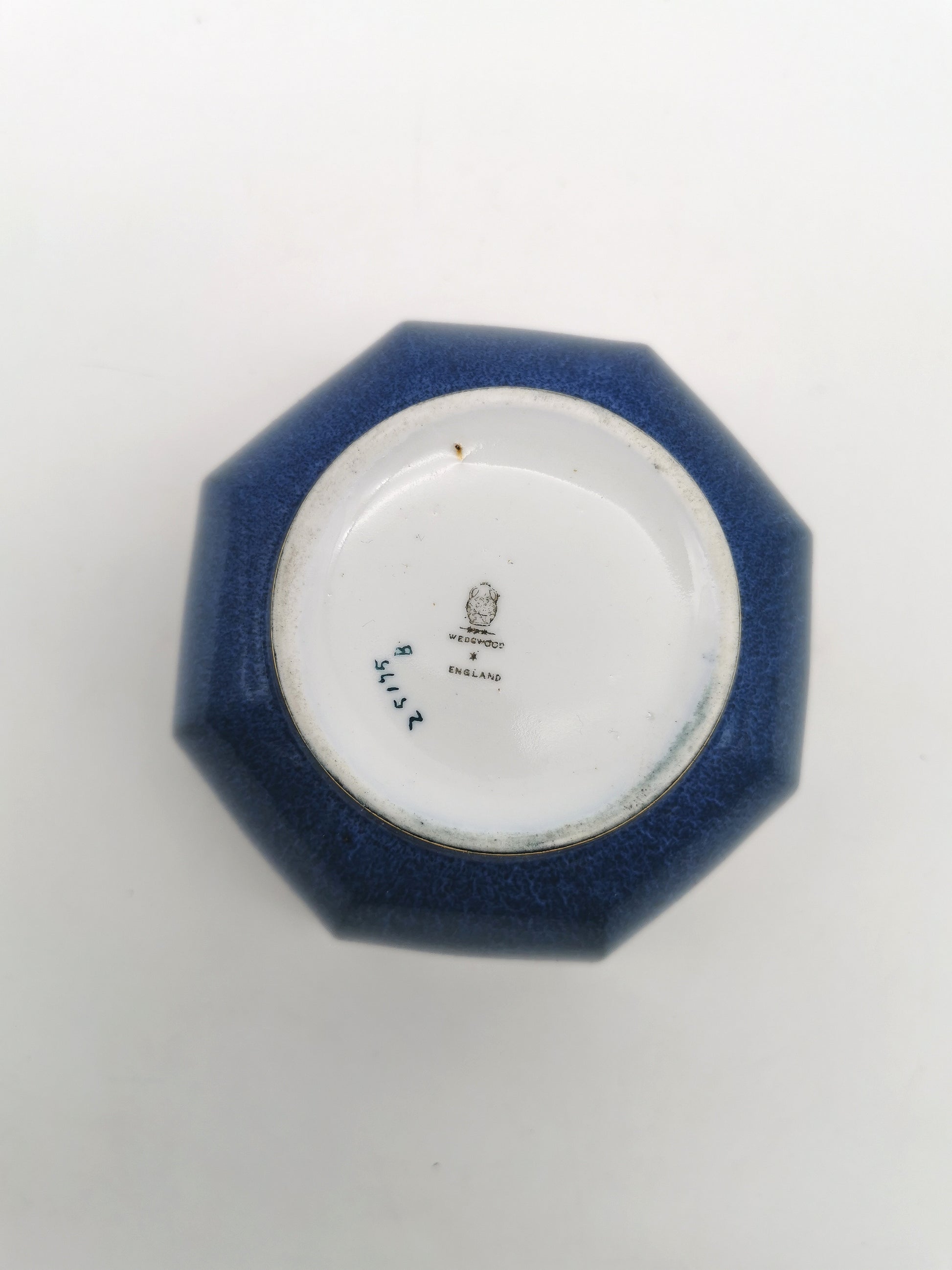 1930s Wedgwood Octagonal Snowdrops Powder Blue Lustre Bowl - James Hodgkiss design, Pattern Z5175
