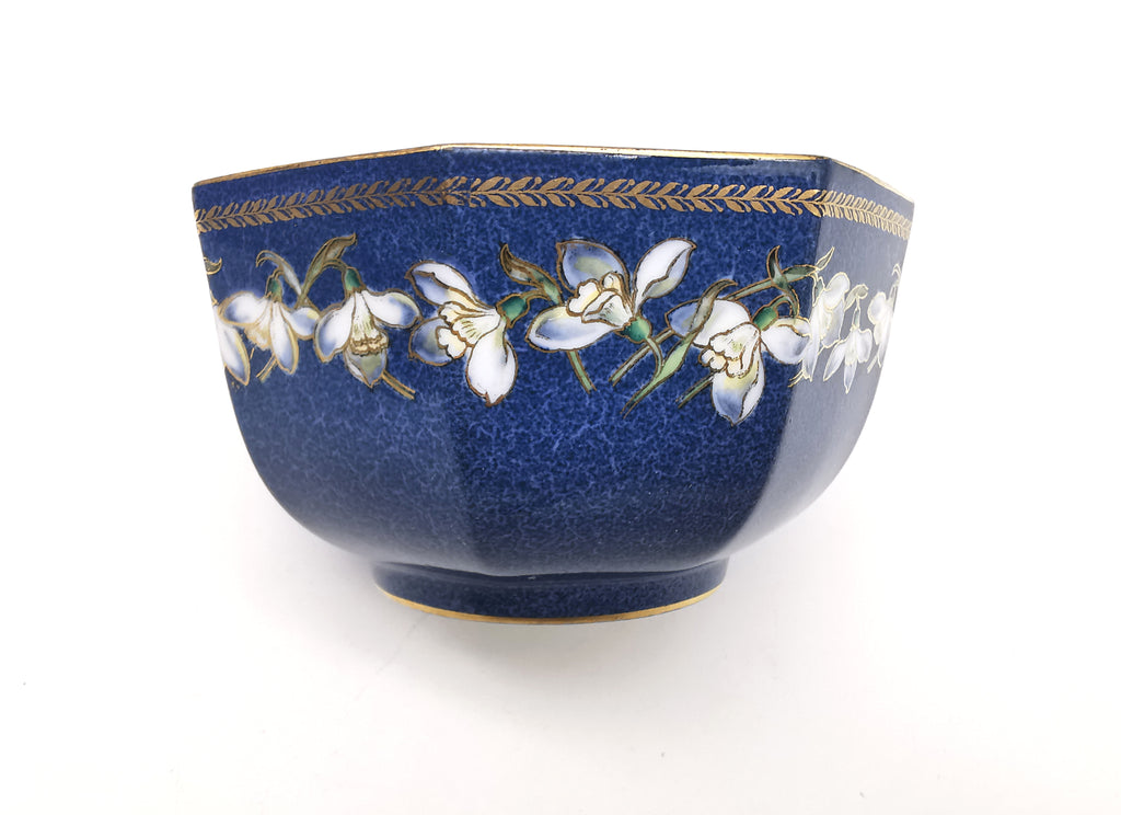 1930s Wedgwood Octagonal Snowdrops Powder Blue Lustre Bowl - James Hodgkiss design, Pattern Z5175