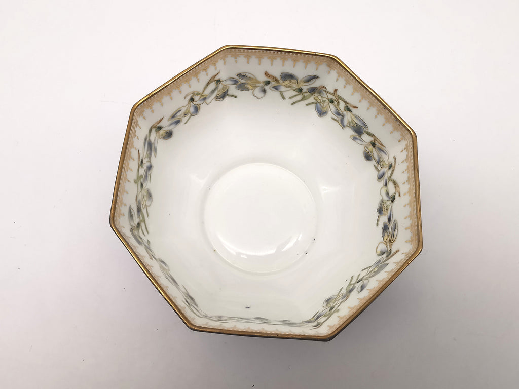 1930s Wedgwood Octagonal Snowdrops Powder Blue Lustre Bowl - James Hodgkiss design, Pattern Z5175
