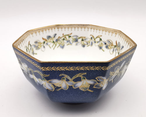 1930s Wedgwood Octagonal Snowdrops Powder Blue Lustre Bowl - James Hodgkiss design, Pattern Z5175