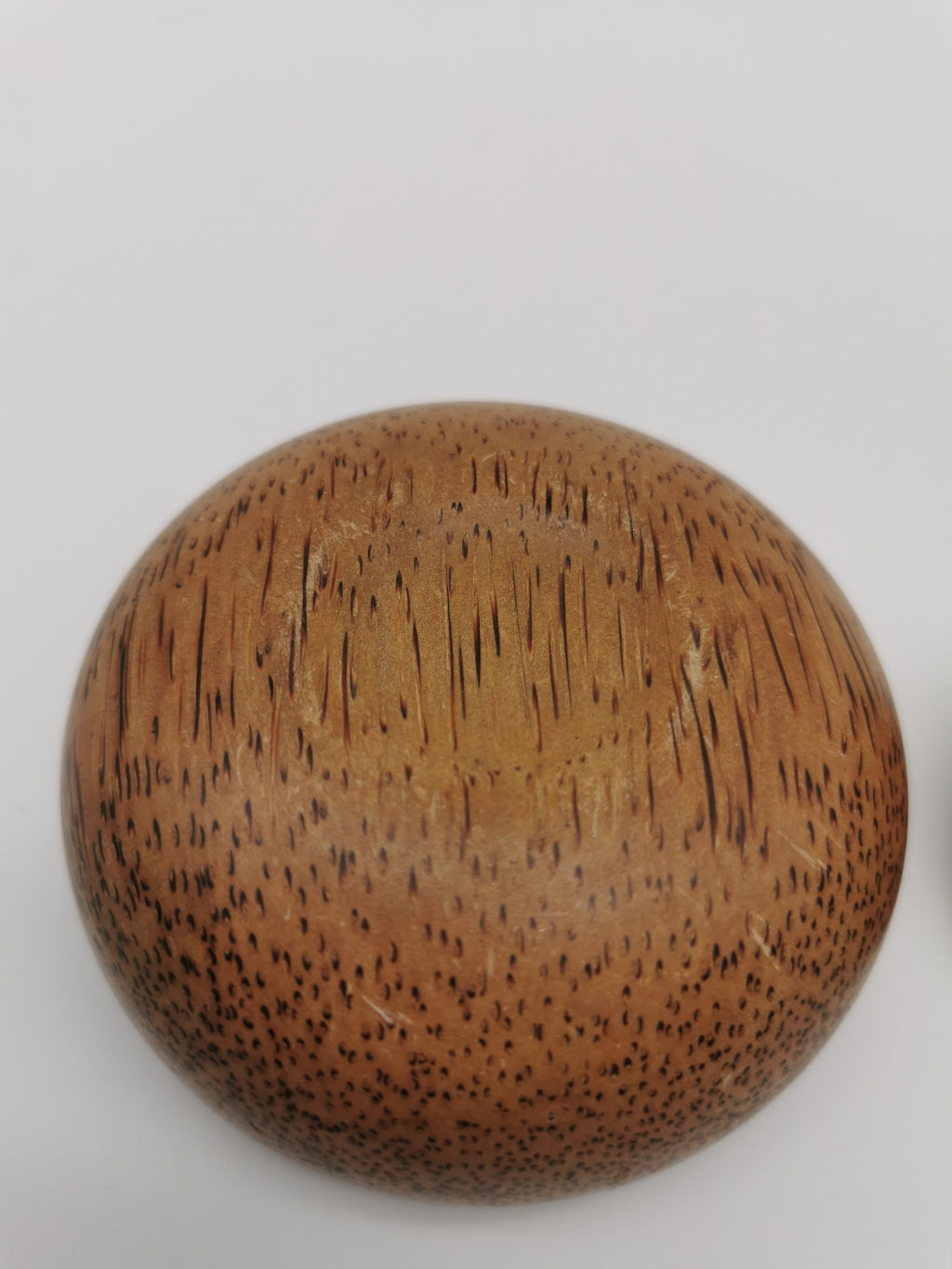 Vintage Hand-Carved Coconut Palm Wood Trinket Box –  Turtle Finial