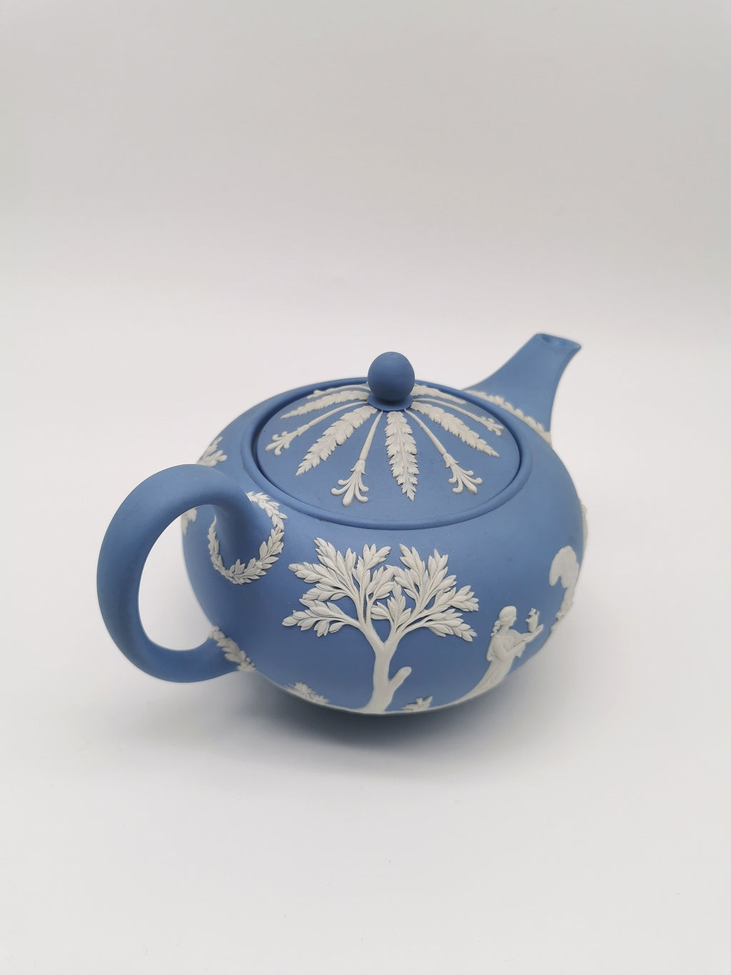 Vintage Wedgwood Pale Blue Jasperware Teapot – "Sacrifice to Cupid" Glazed Interior