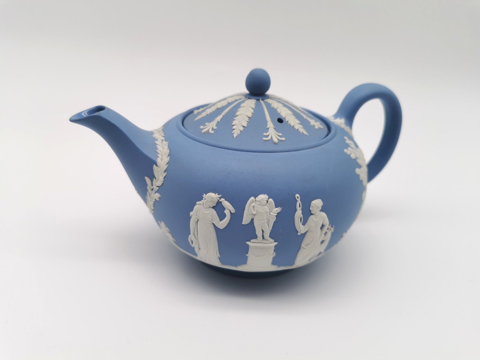 Vintage Wedgwood Pale Blue Jasperware Teapot – "Sacrifice to Cupid" Glazed Interior