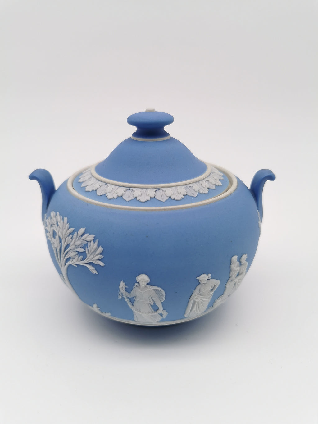 Vintage Wedgwood Pale Blue Jasperware Lidded Sugar Bowl – Sacrifice Relief Glazed Inside