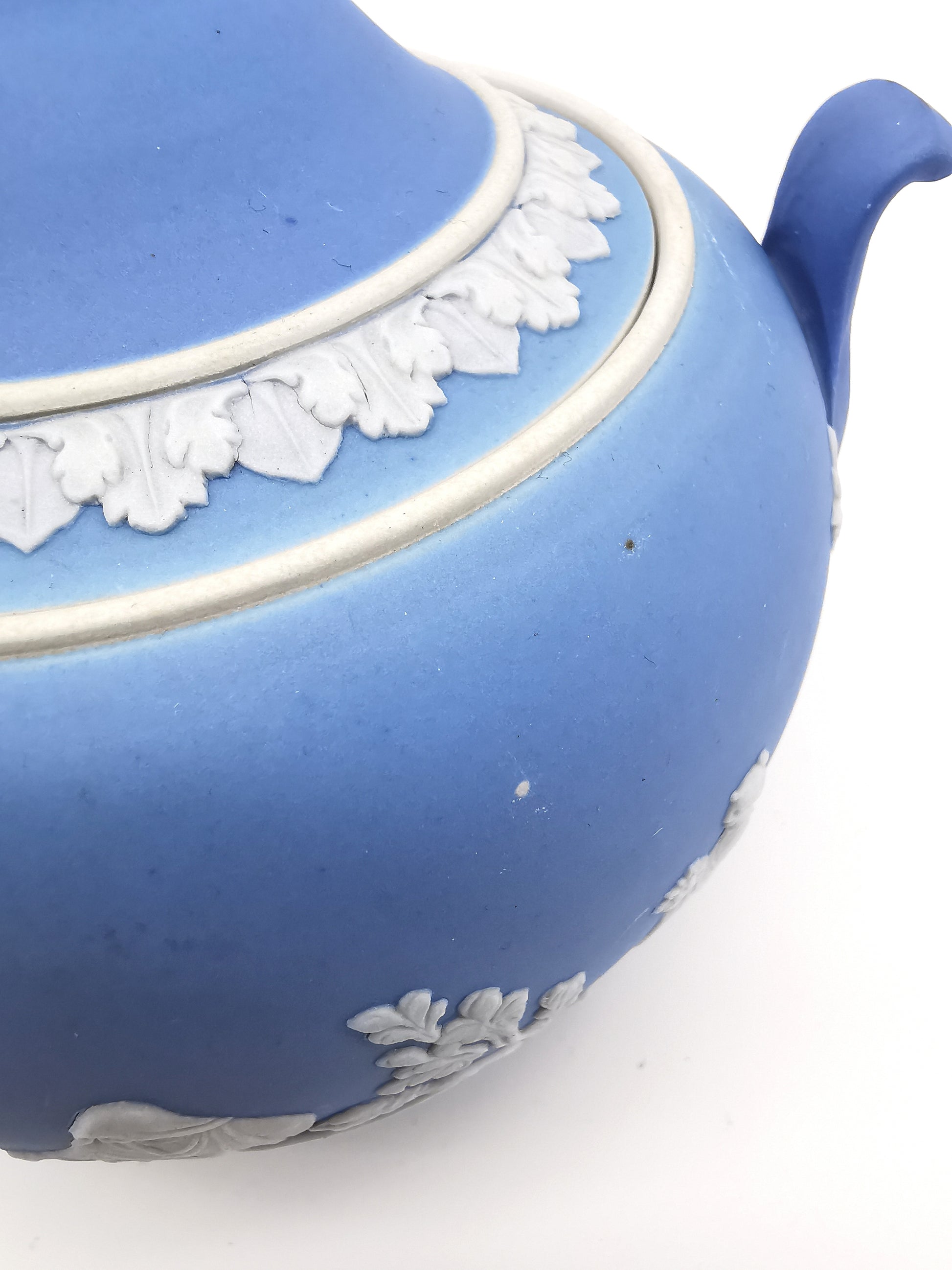 Vintage Wedgwood Pale Blue Jasperware Lidded Sugar Bowl – Sacrifice Relief Glazed Inside