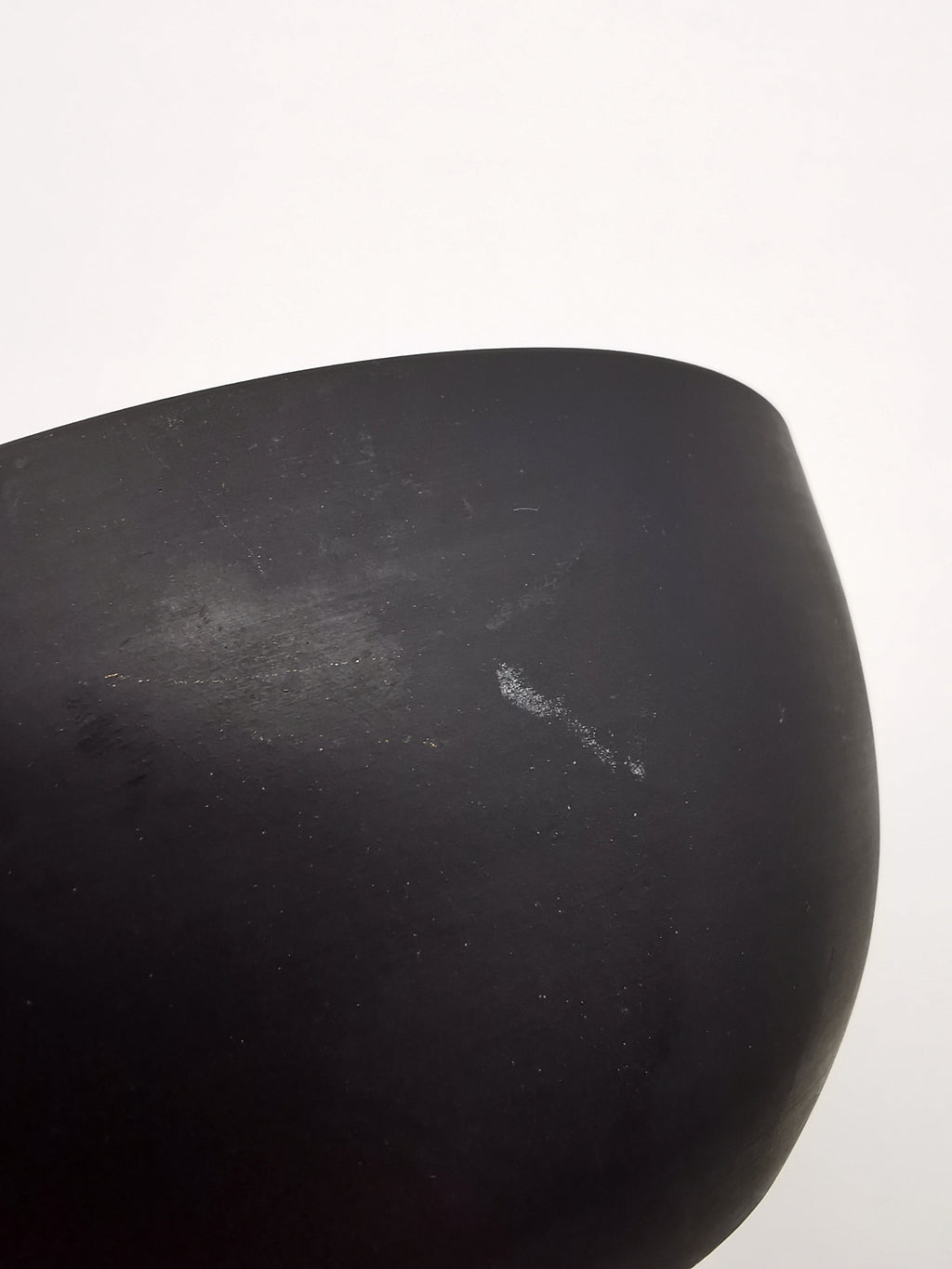 1936 Wedgwood Black Basalt Bowl – Vintage Art Deco Matte Stoneware