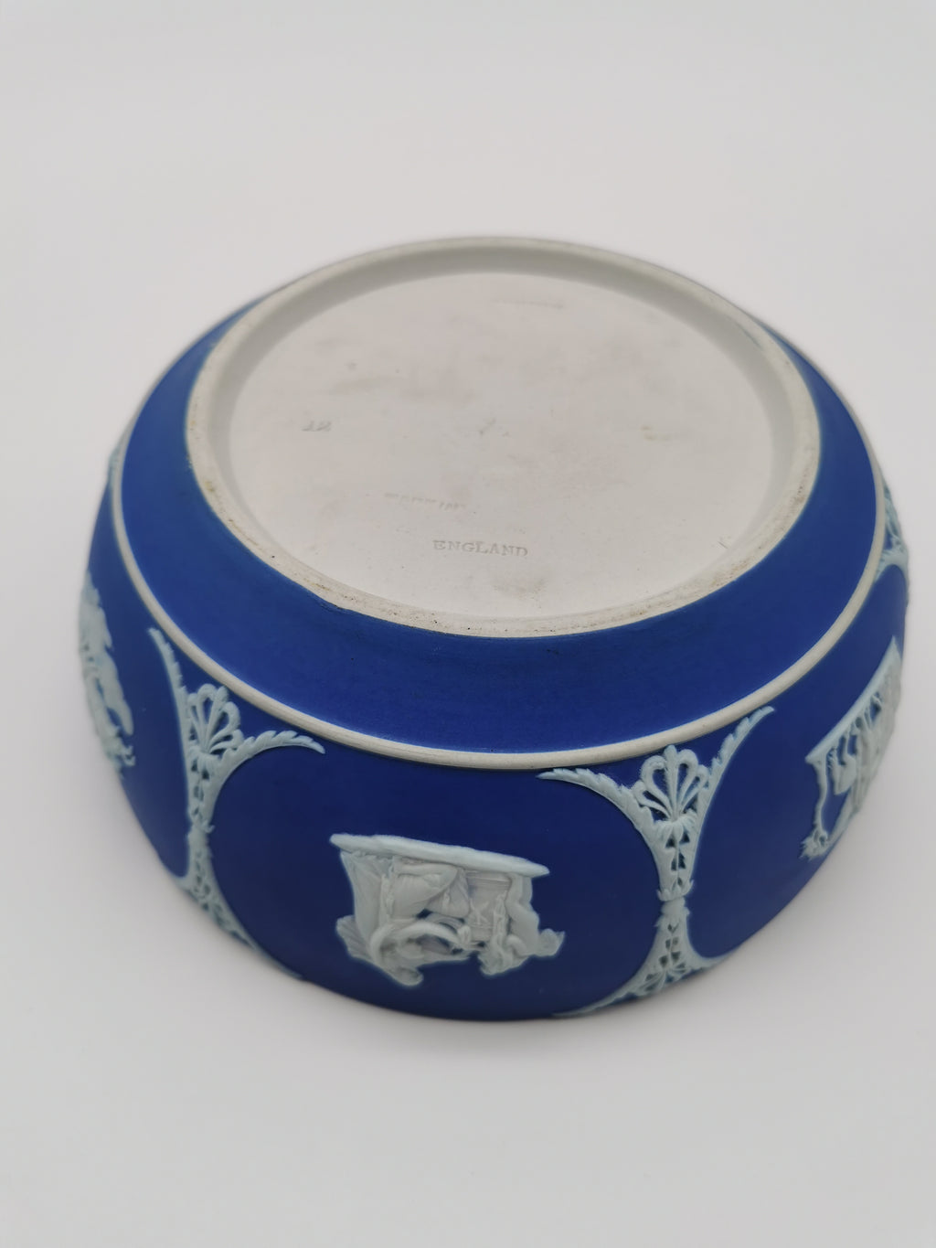 Vintage/Antique Wedgwood Cobalt Blue Jasperware Large Bowl - 19.5cm Diameter