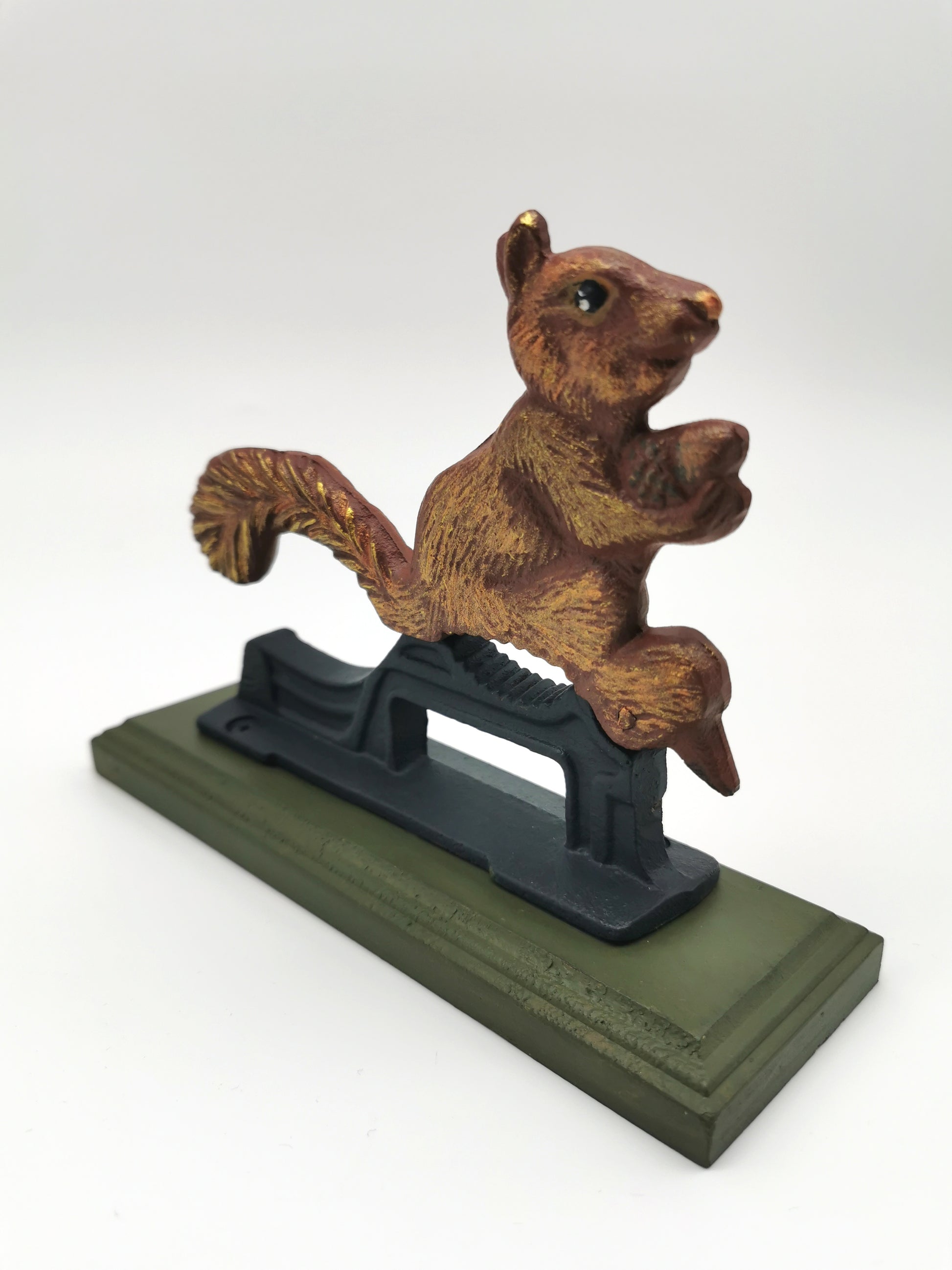 Restored Vintage Cast Iron Squirrel Nutcracker – Hand-Painted, Matt Varnished on Wood Base