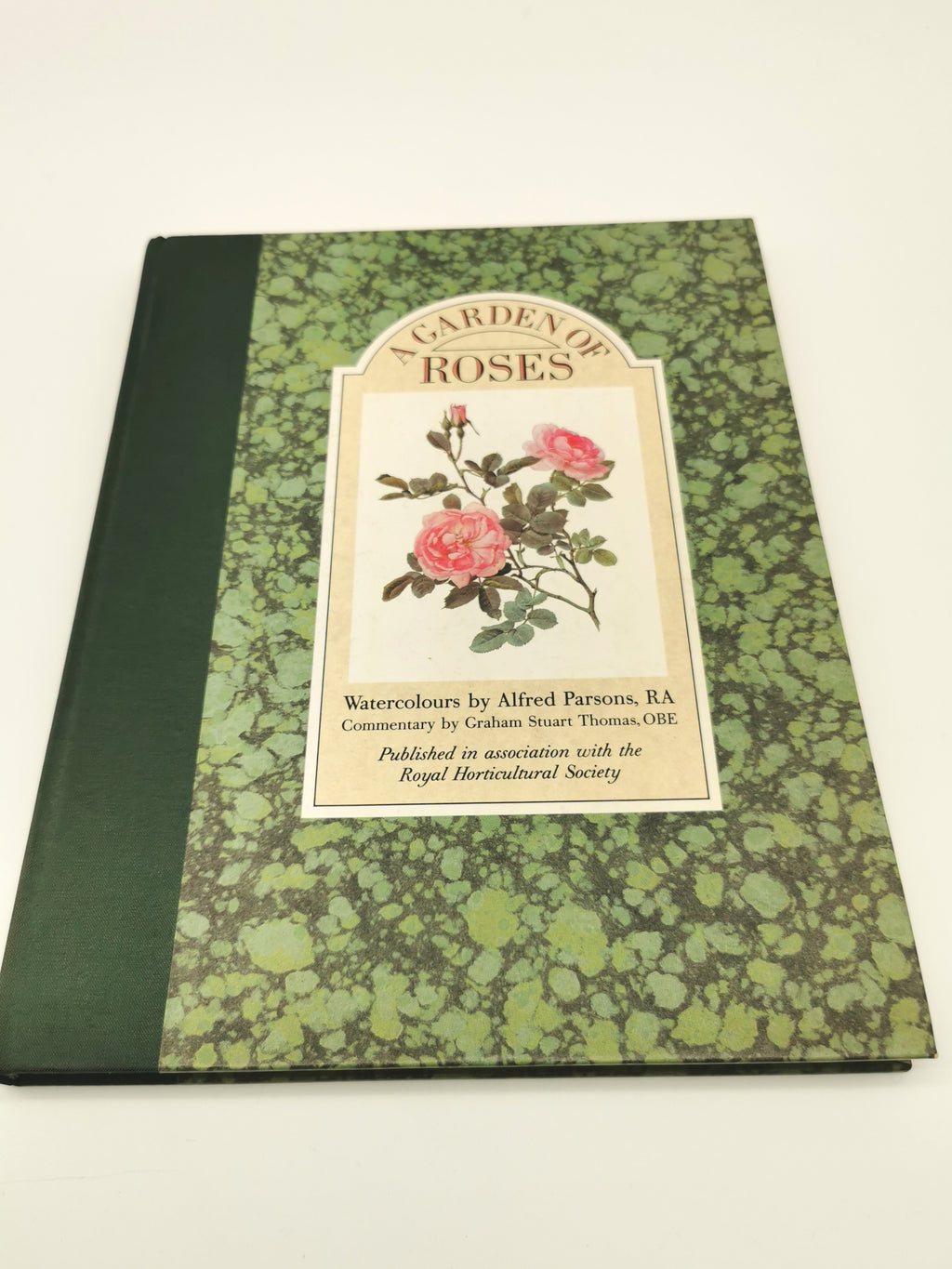 A Garden of Roses  - Alfred Parsons & Graham Stuart Thomas Vintage 1987 Hardback Book (First Edition)
