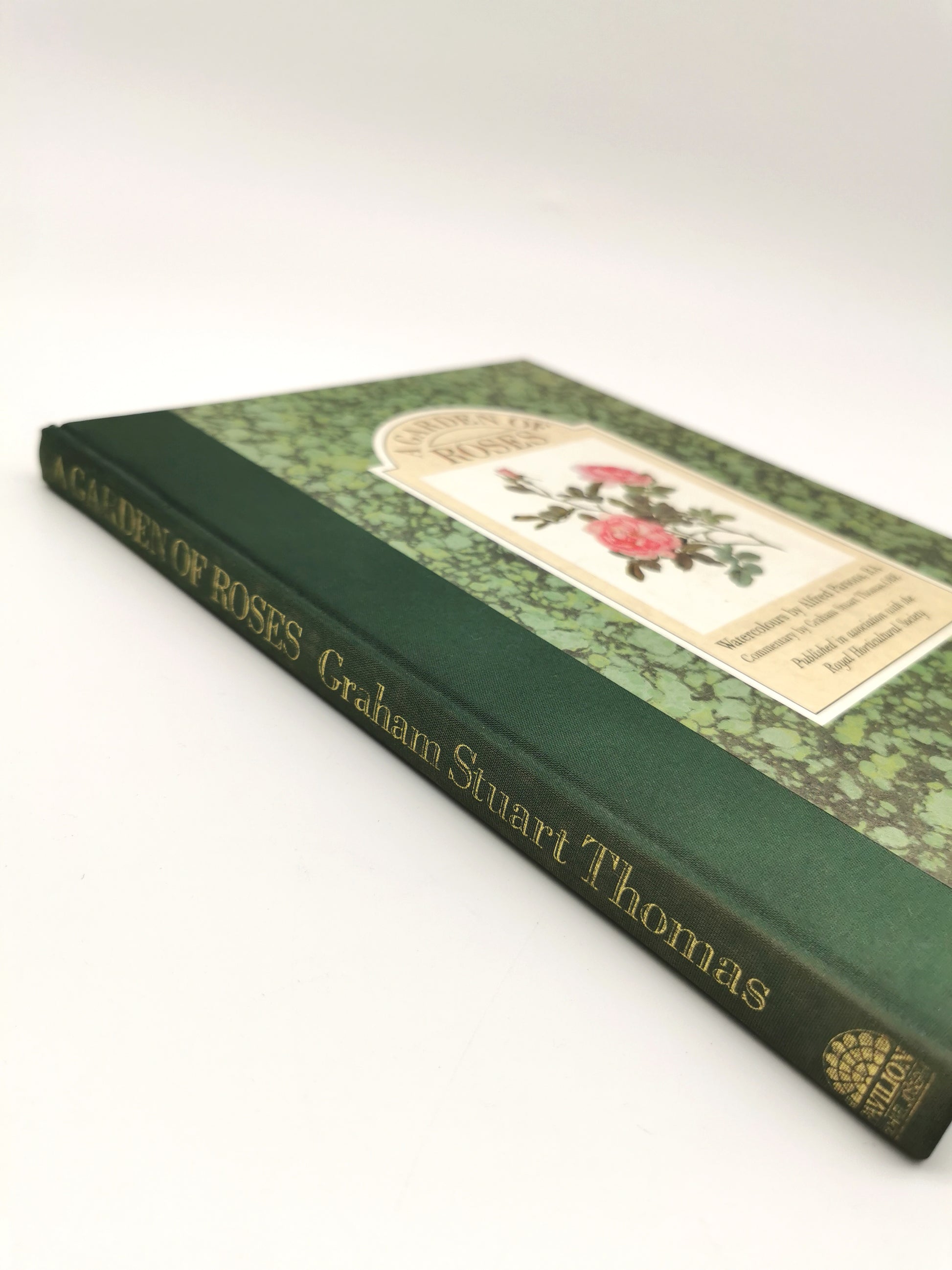 A Garden of Roses  - Alfred Parsons & Graham Stuart Thomas Vintage 1987 Hardback Book (First Edition)