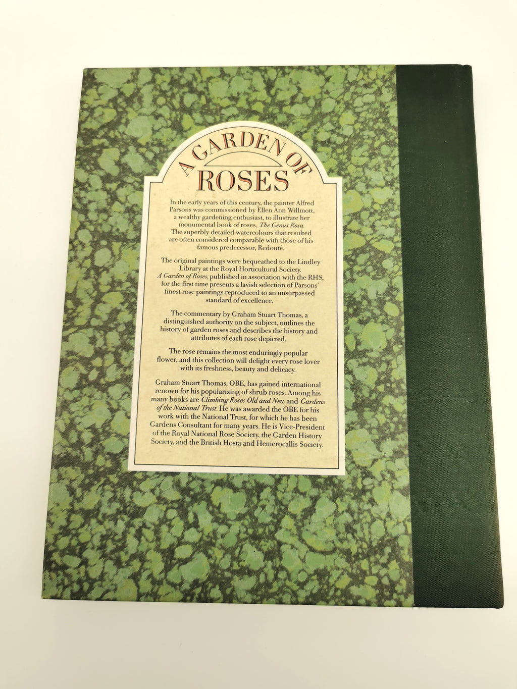 A Garden of Roses  - Alfred Parsons & Graham Stuart Thomas Vintage 1987 Hardback Book (First Edition)