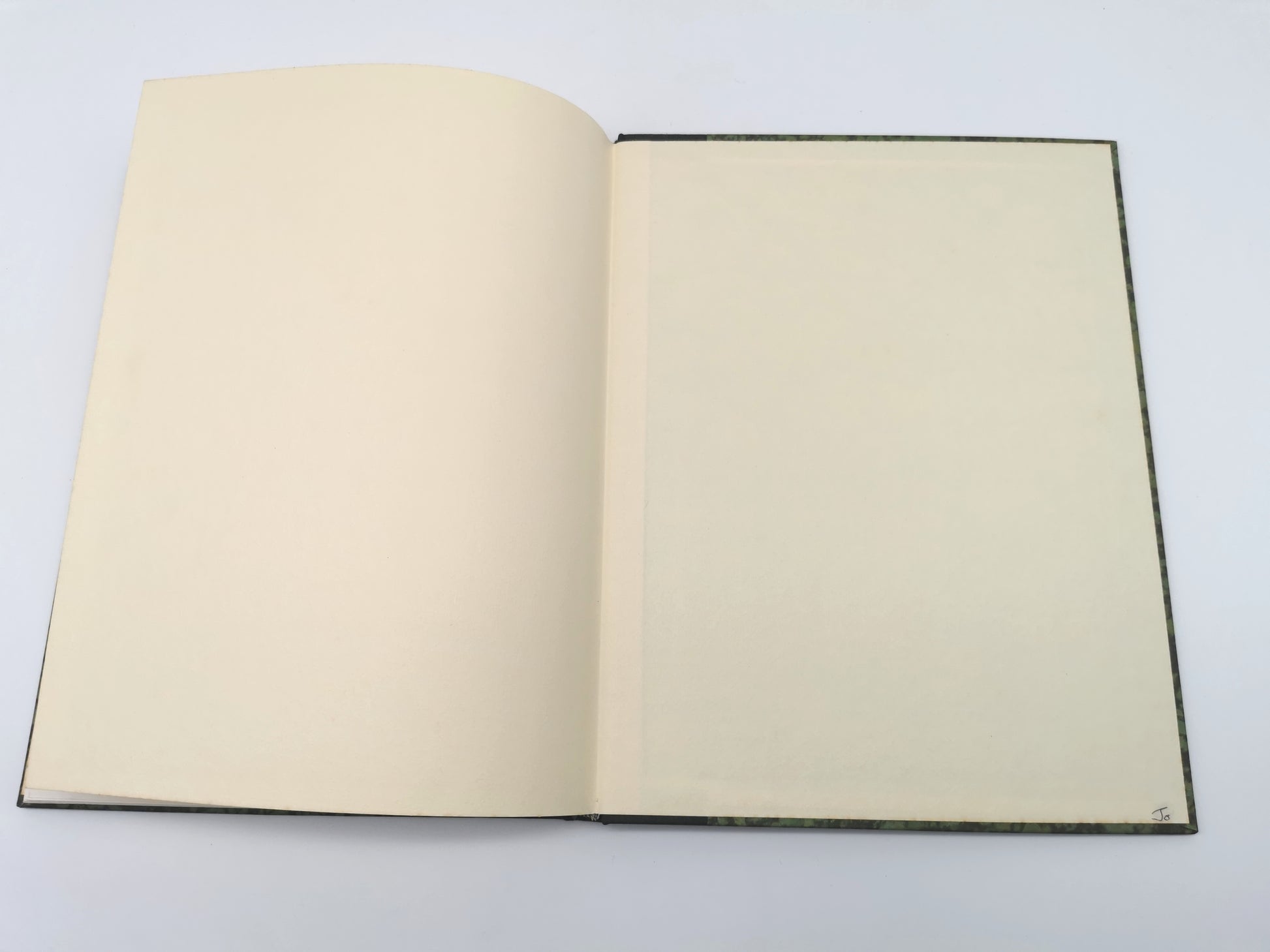 A Garden of Roses  - Alfred Parsons & Graham Stuart Thomas Vintage 1987 Hardback Book (First Edition)