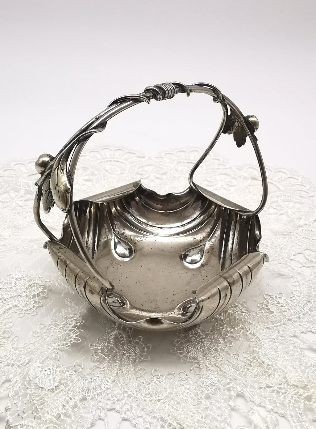 Antique WMF Art Nouveau Silver Plated Bonbon Basket – Vine & Berry Handle