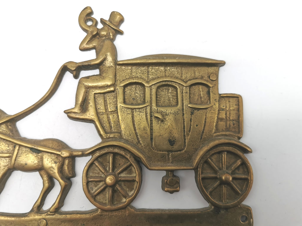 Vintage Solid Brass Horse and Carriage Wall Key Rack – 4-Hook Entryway Organizer