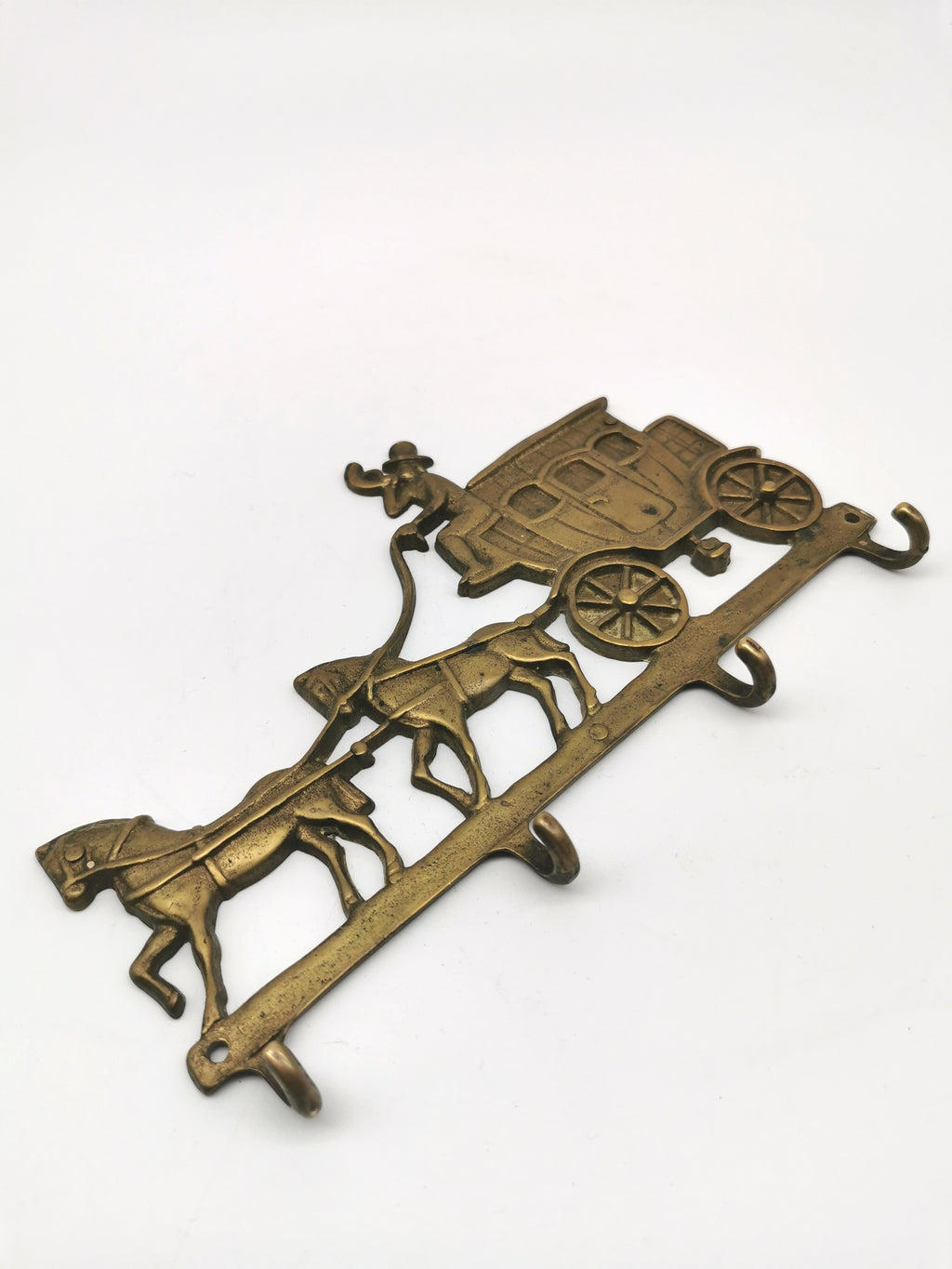 Vintage Solid Brass Horse and Carriage Wall Key Rack – 4-Hook Entryway Organizer