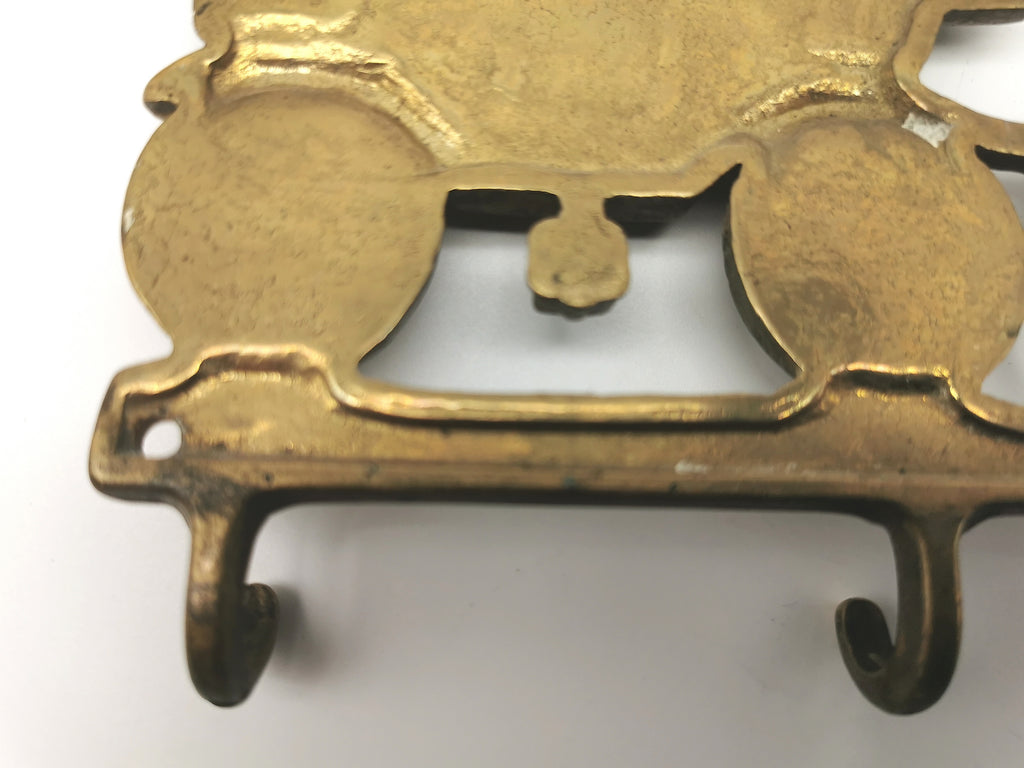 Vintage Solid Brass Horse and Carriage Wall Key Rack – 4-Hook Entryway Organizer