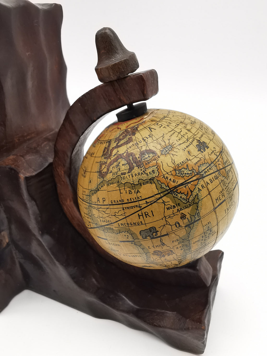Pair of Vintage Old World Wooden Globe Bookends – Mid Century Hand-Carved