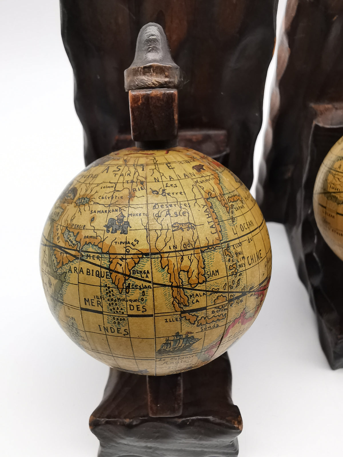 Pair of Vintage Old World Wooden Globe Bookends – Mid Century Hand-Carved