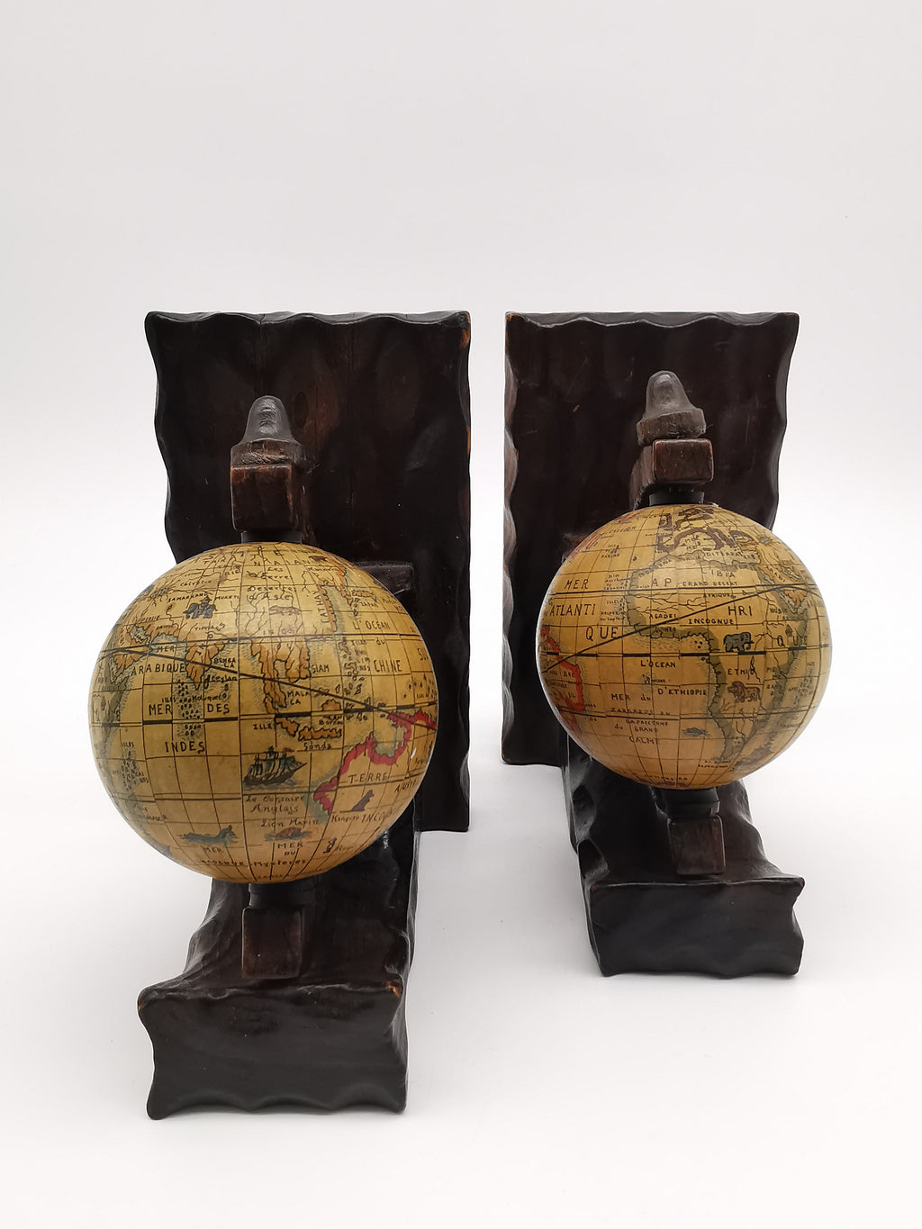 Pair of Vintage Old World Wooden Globe Bookends – Mid Century Hand-Carved