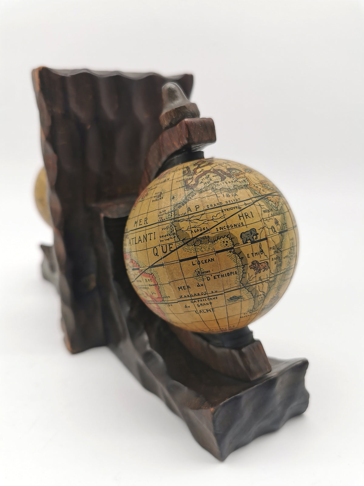 Pair of Vintage Old World Wooden Globe Bookends – Mid Century Hand-Carved