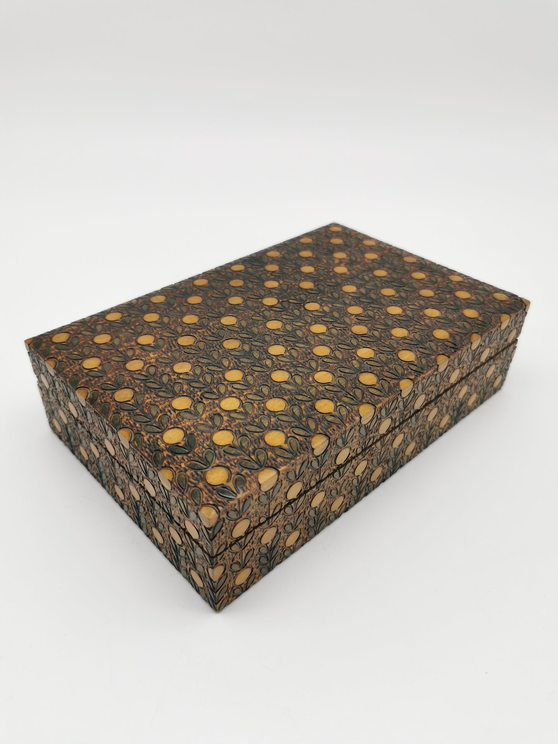 Vintage Mid-Century Pyrography Wooden Trinket Box - Stylised Floral Pattern