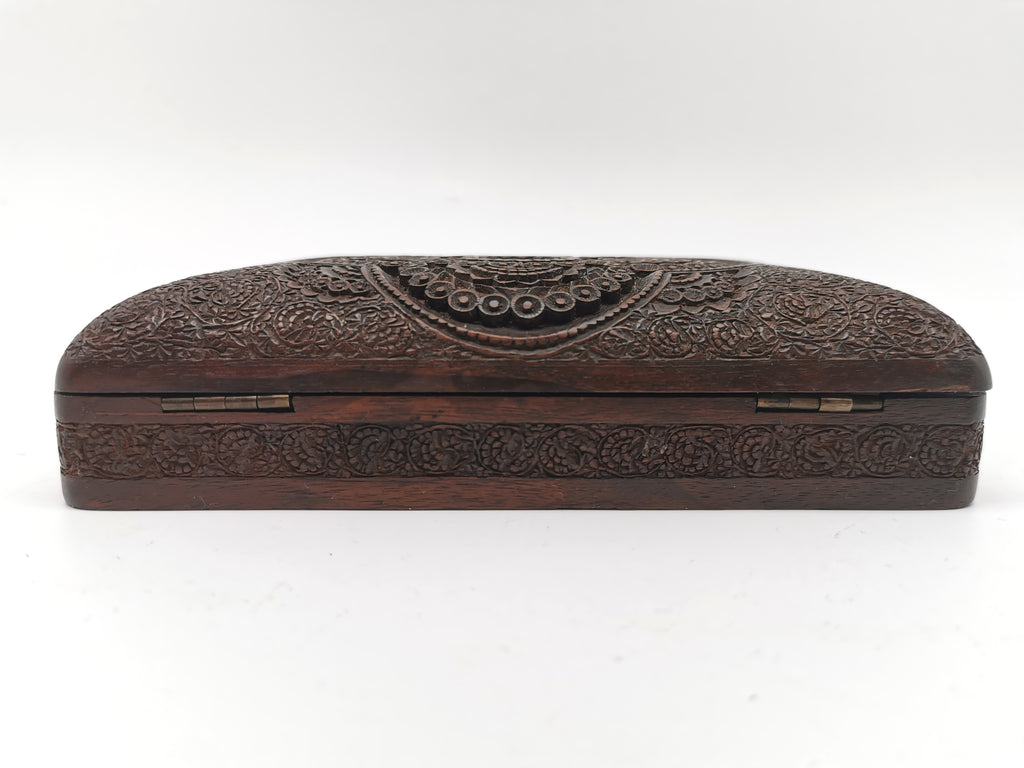 Antique/Vintage Anglo-Indian Hand-Carved Walnut Trinket Box – Kashmiri Foliate Design (c.1920s)