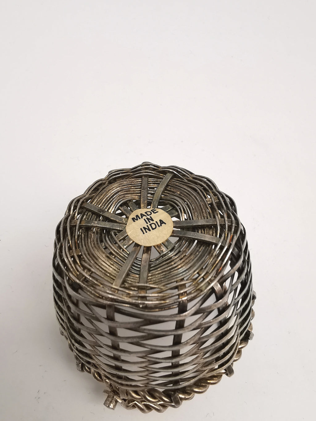 Set of 8 Vintage Silver Plated Apple Place Card Holders with Woven Basket