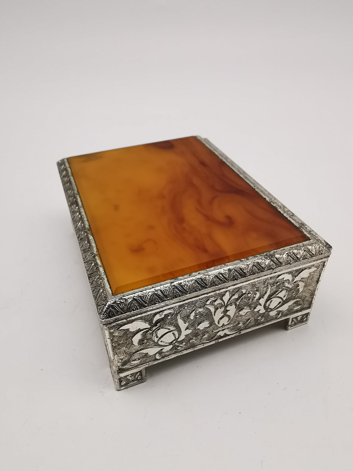 Vintage Highlands Silver Plated Trinket Cigarette Box Faux Amber Butterscotch Lucite Lid