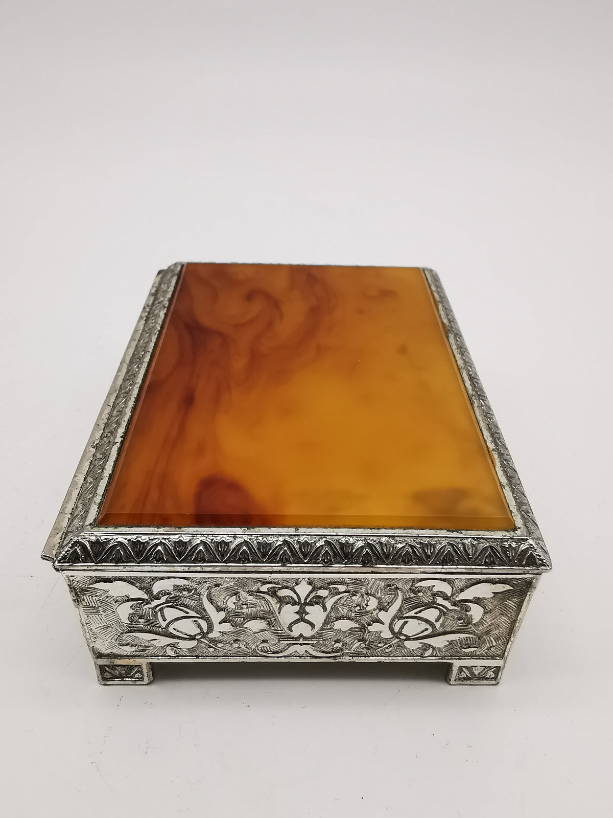 Vintage Highlands Silver Plated Trinket Cigarette Box Faux Amber Butterscotch Lucite Lid