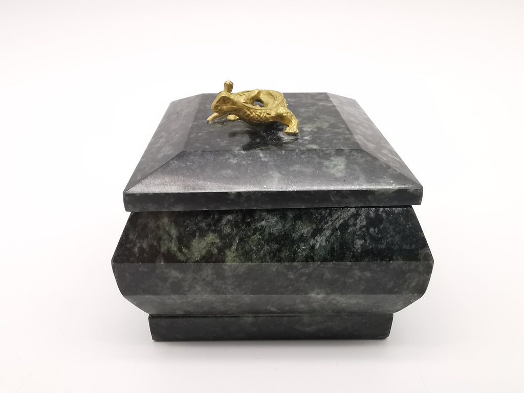 Vintage Green Serpentine Stone Trinket Box with Lizard Finial