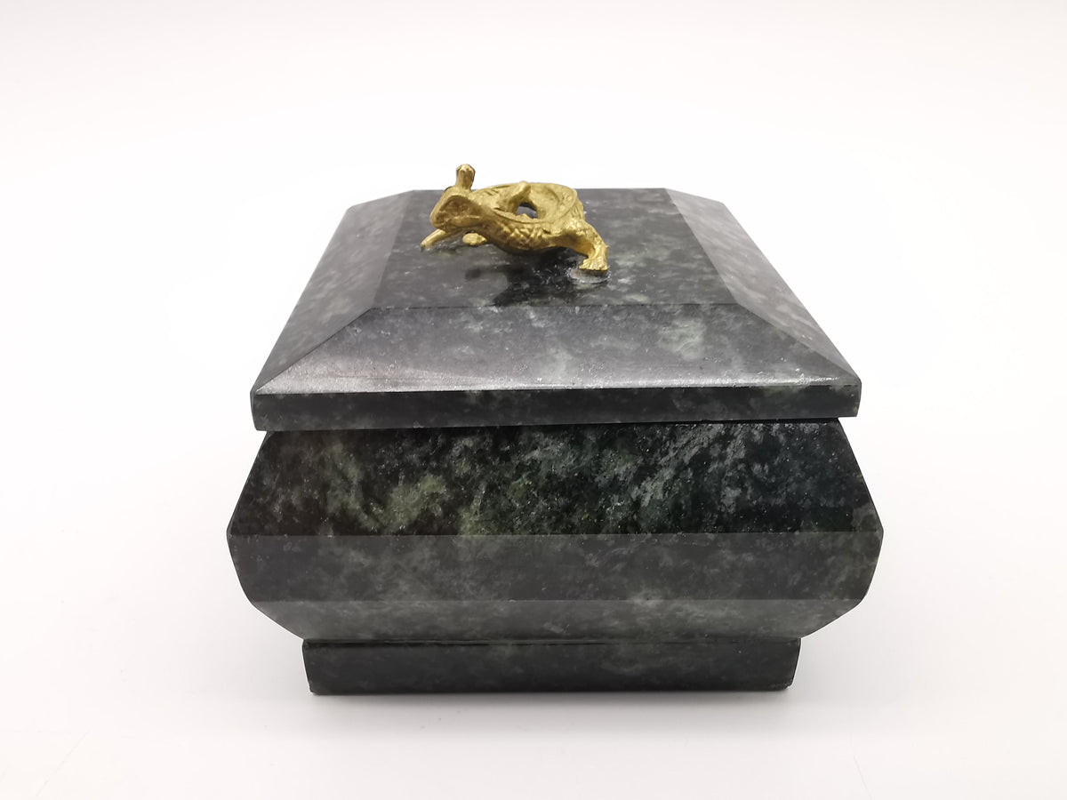 Vintage Green Serpentine Stone Trinket Box with Lizard Finial