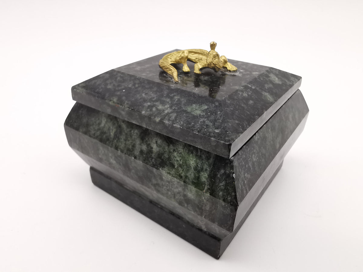 Vintage Green Serpentine Stone Trinket Box with Lizard Finial