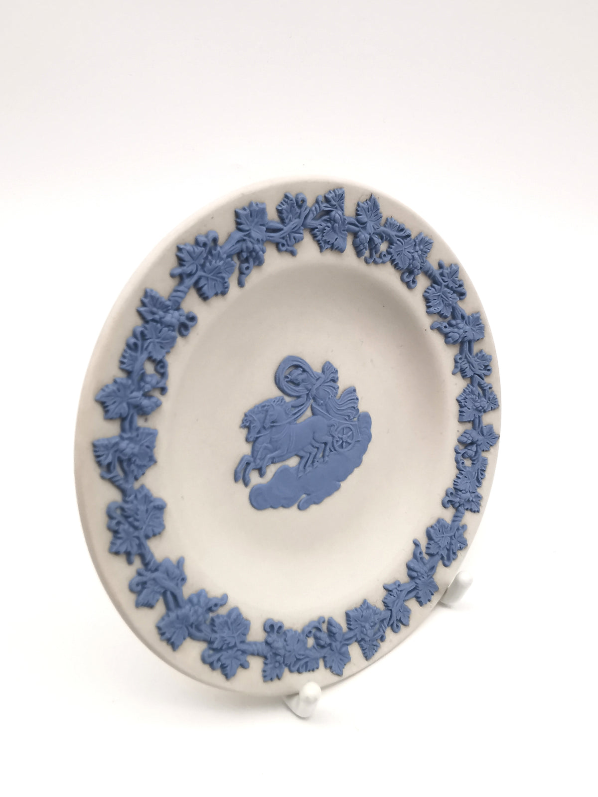 Vintage Wedgwood Blue on White Jasperware Chariot Trinket Dish