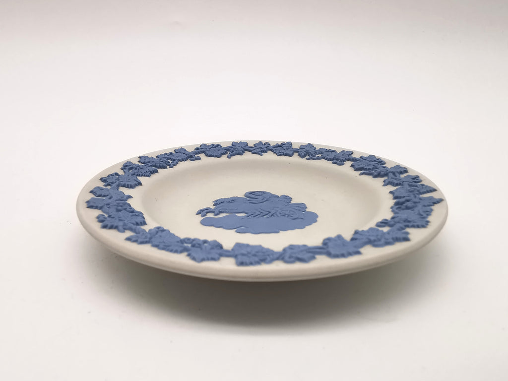 Vintage Wedgwood Blue on White Jasperware Chariot Trinket Dish