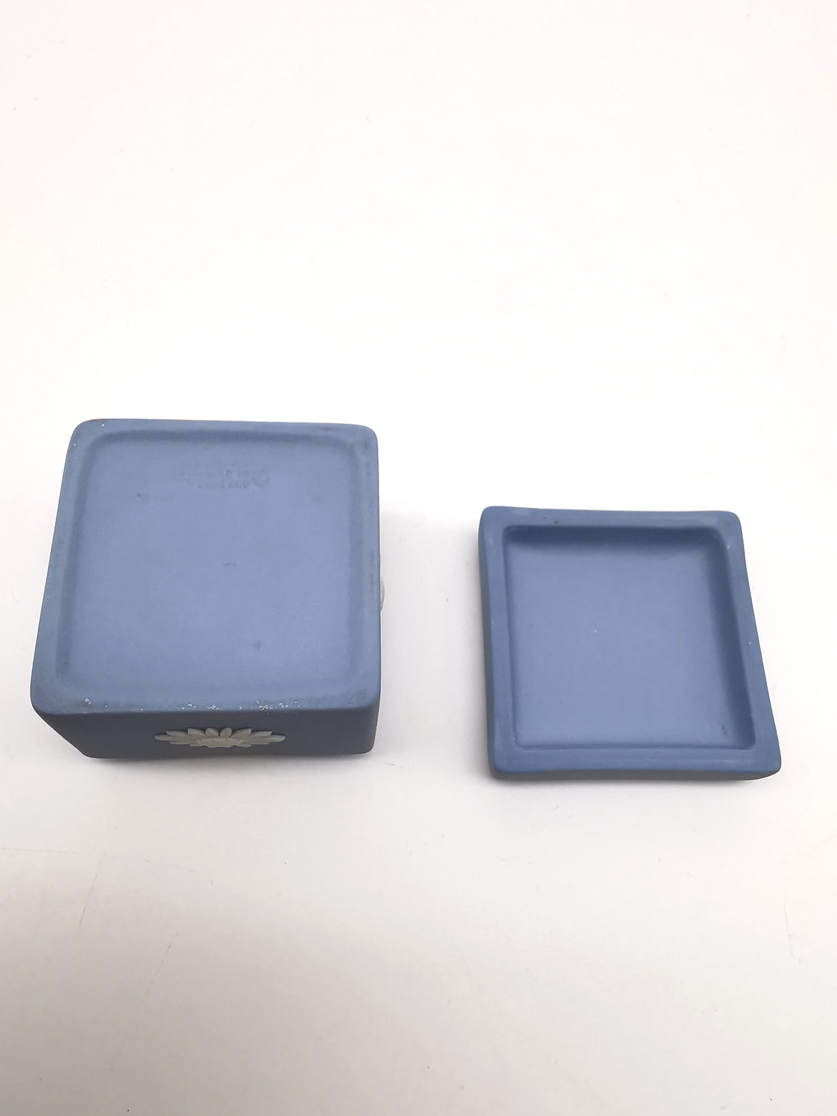 Vintage Wedgwood Blue Jasperware Tri-Colour Small Square Trinket Box