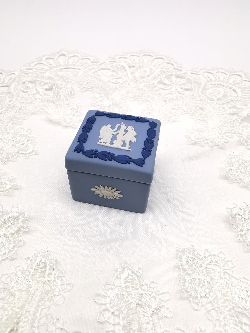 Vintage Wedgwood Blue Jasperware Tri-Colour Small Square Trinket Box