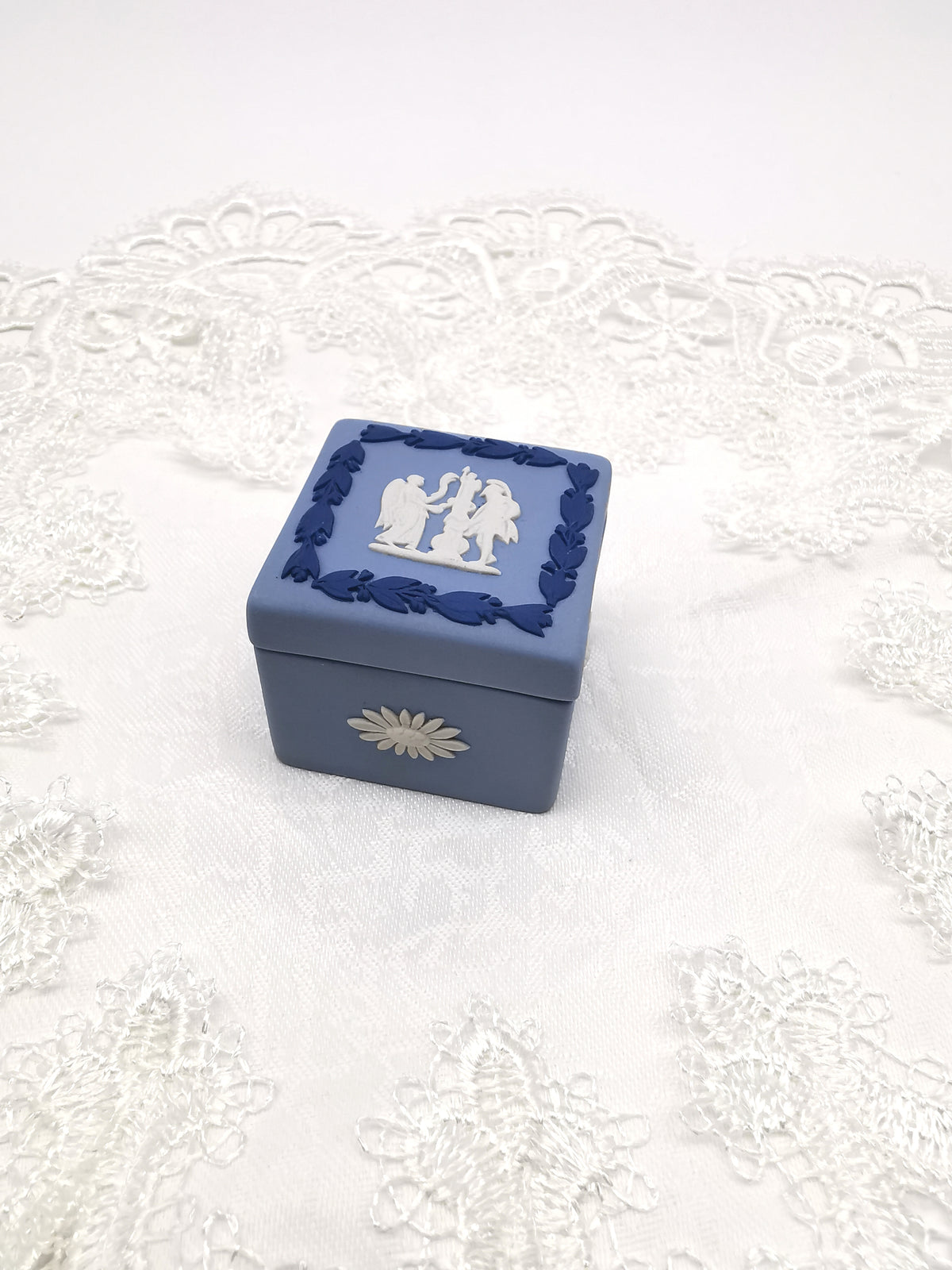 Vintage Wedgwood Blue Jasperware Tri-Colour Small Square Trinket Box