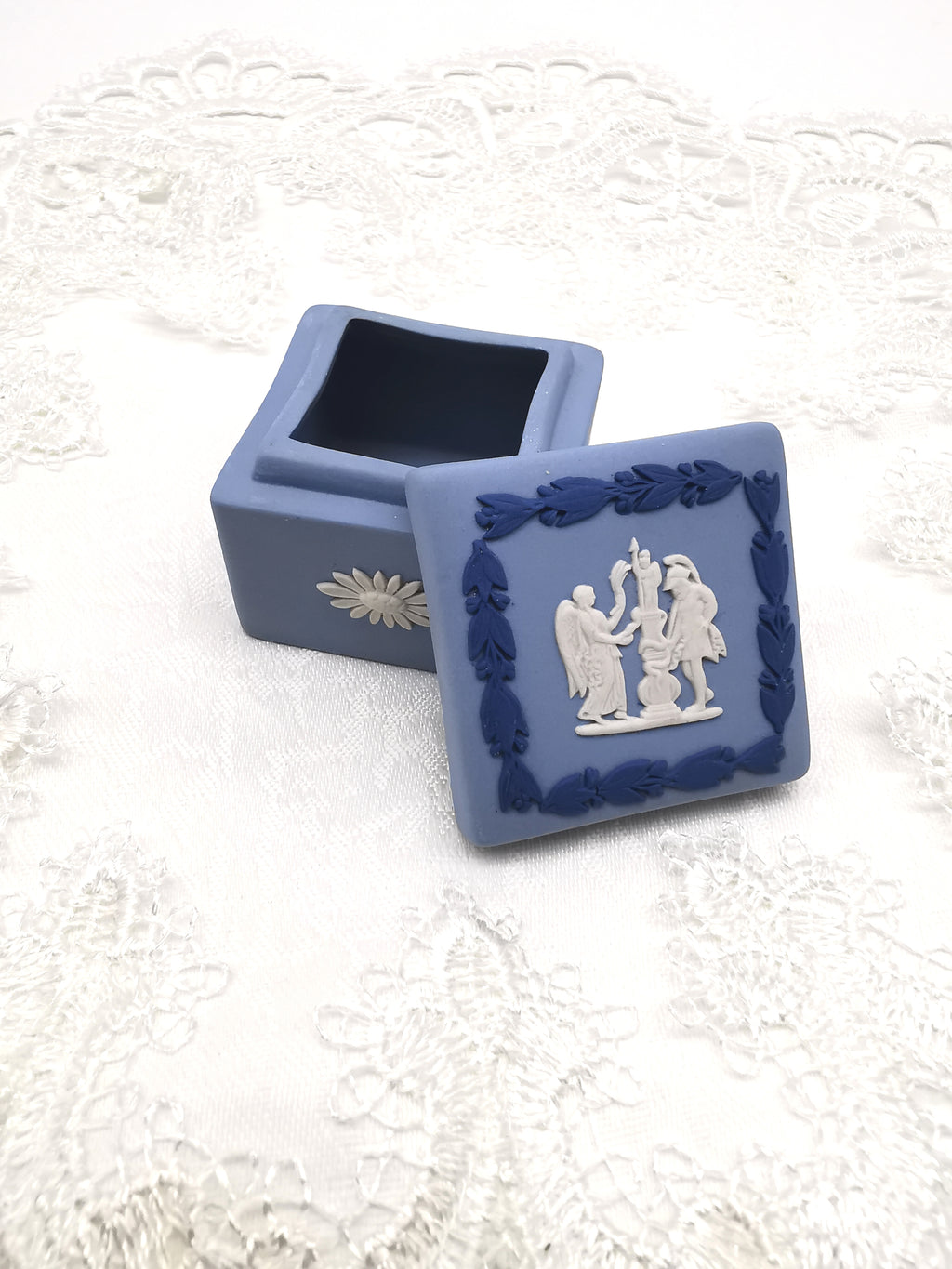 Vintage Wedgwood Blue Jasperware Tri-Colour Small Square Trinket Box